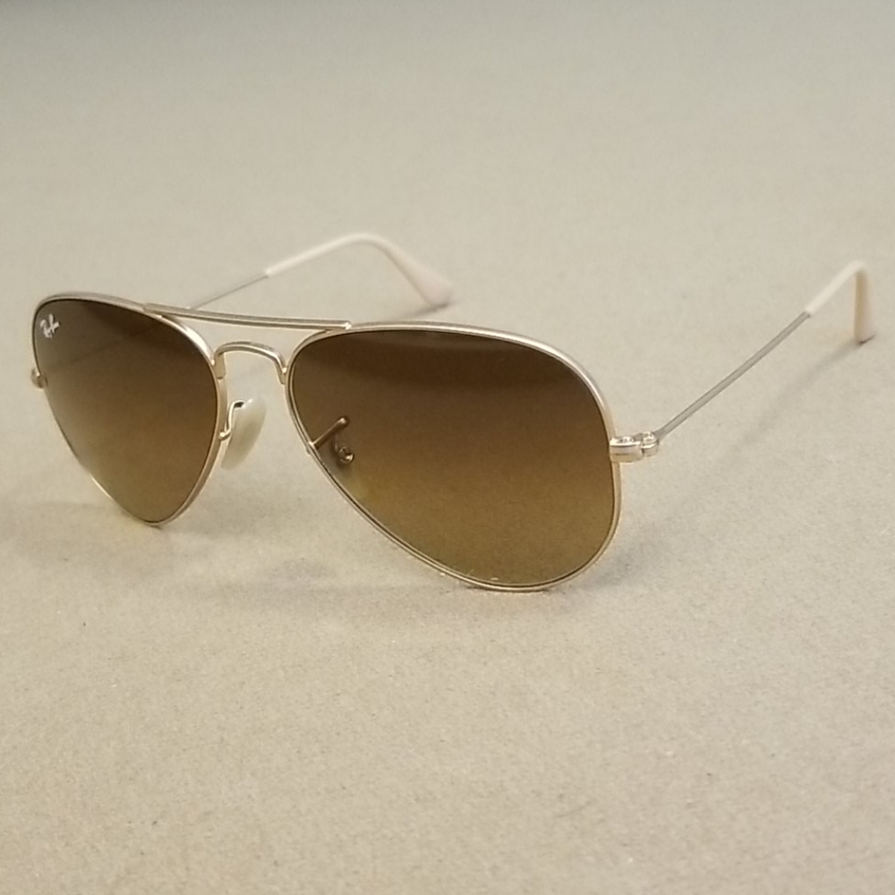 Ray Ban Aviator RB 3025 Gold Sunglasses